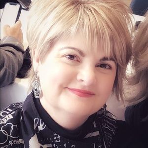 Meet your Posher, Karen